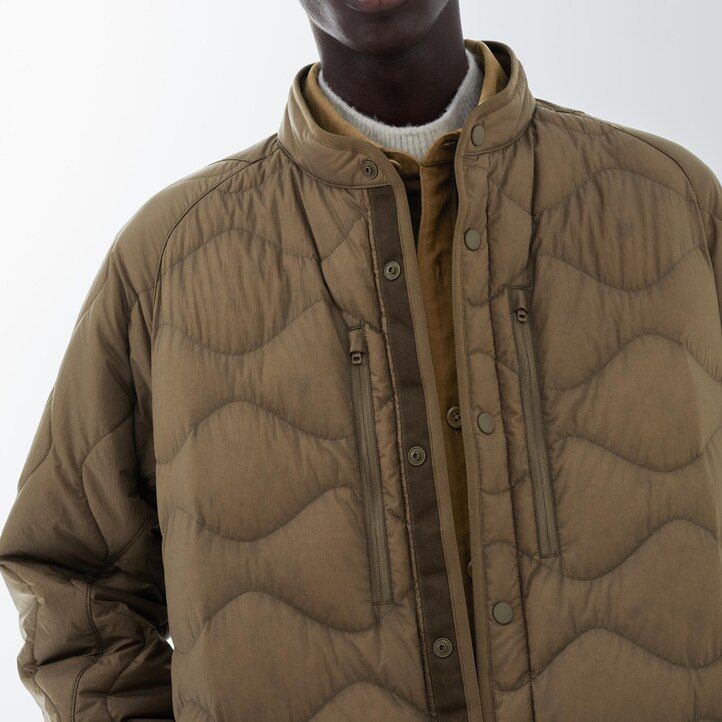 black mens uniqlo recycled hybrid down jackets