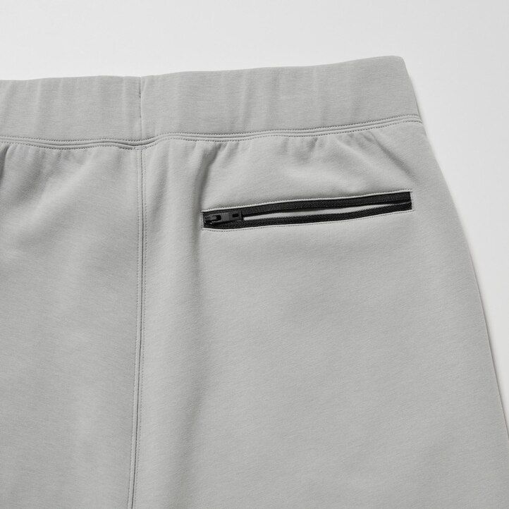 light grey mens uniqlo dry stretch joggers