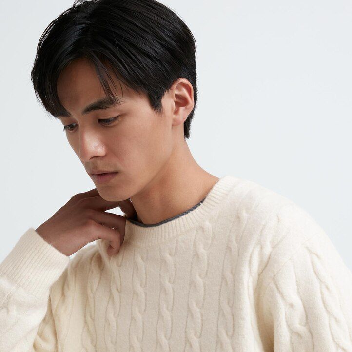 mens uniqlo souffle yarnble knit crew neck jumpers white