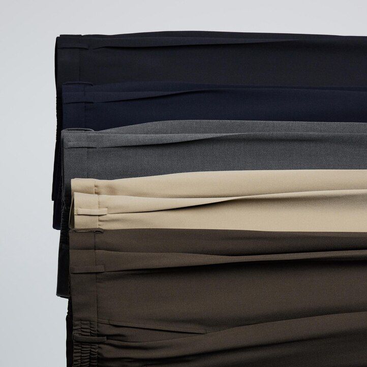 uniqlo pleated wide leg mens trousers beige