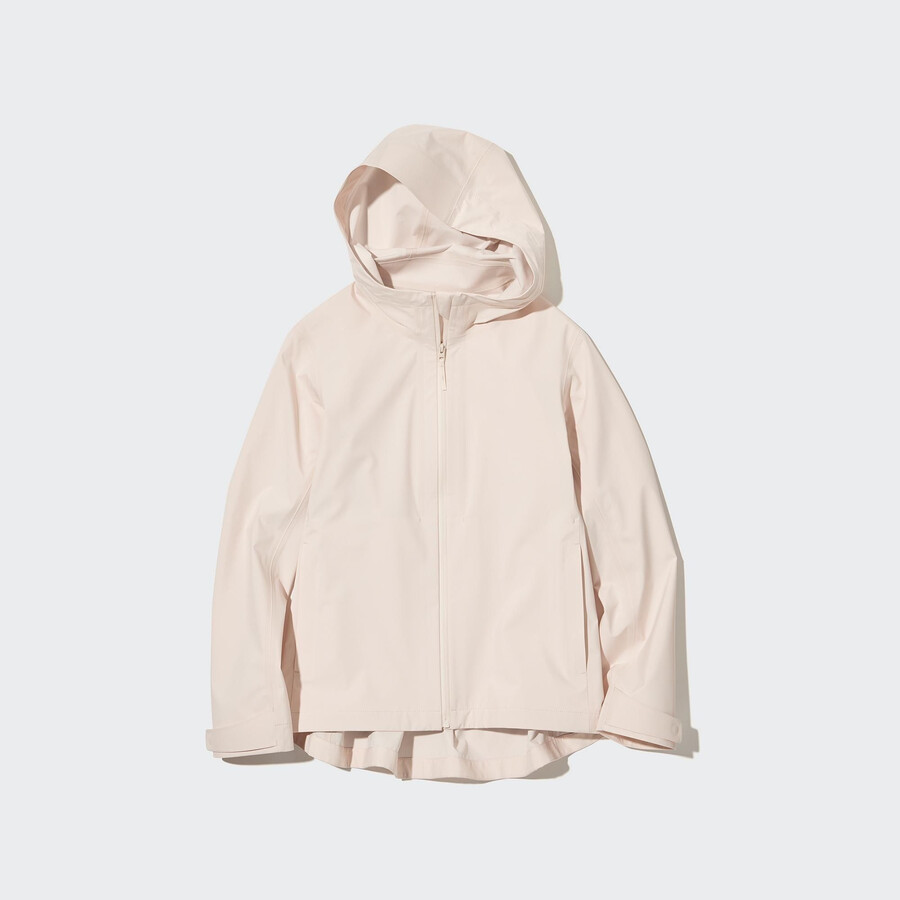 beige womens uniqlo blocktech jackets