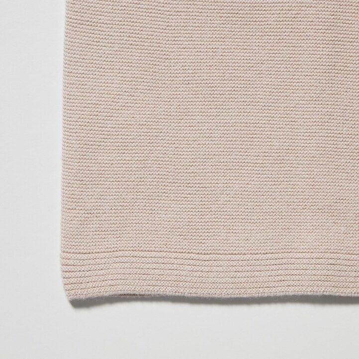 womens uniqlo 3d knit seamless cotton crew neck jumpers white
