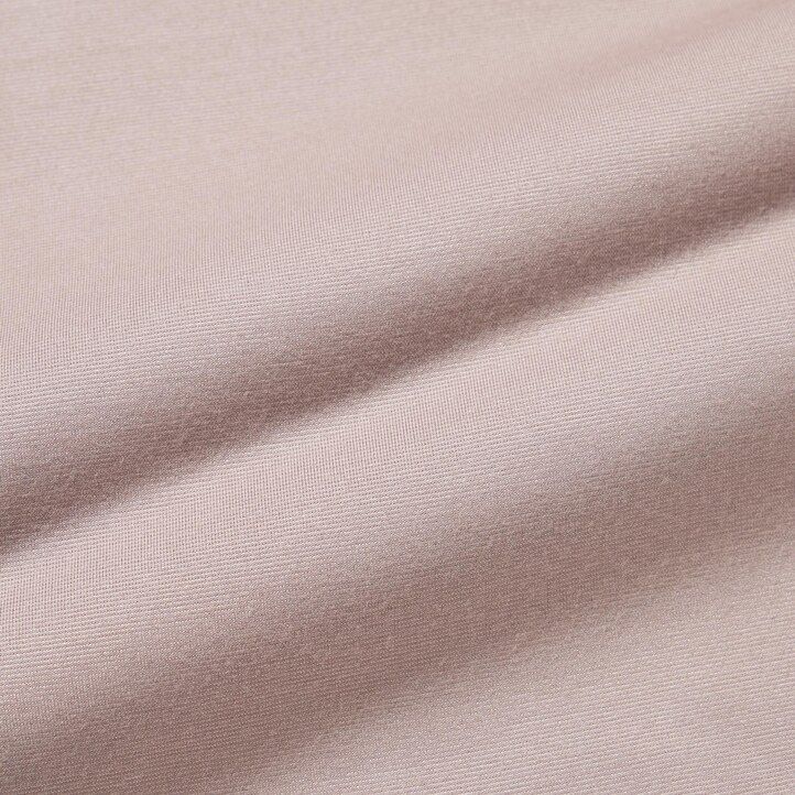 uniqlo heattech crew neck sleeved thermal womens t shirts white