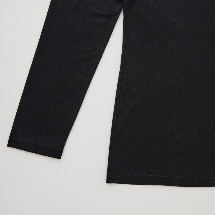 dark grey womens uniqlo heattech crew neck sleeved thermal t shirts