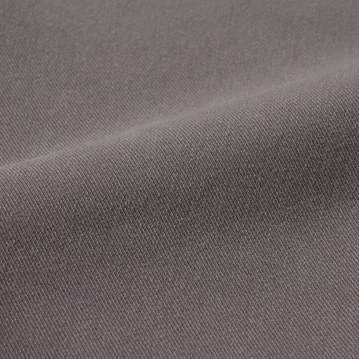 white womens uniqlo ultra stretch tops